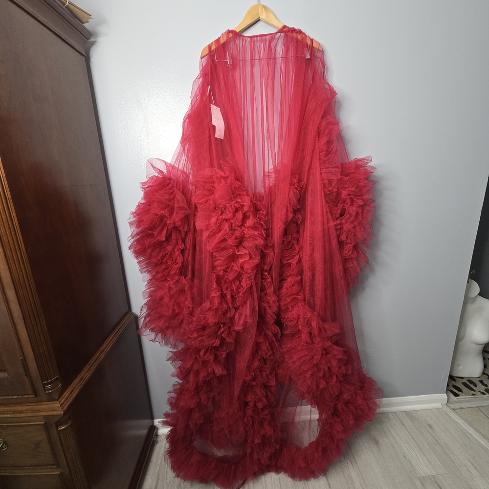 Nwt Deep Red Tulle Robe - Picture 2 of 7